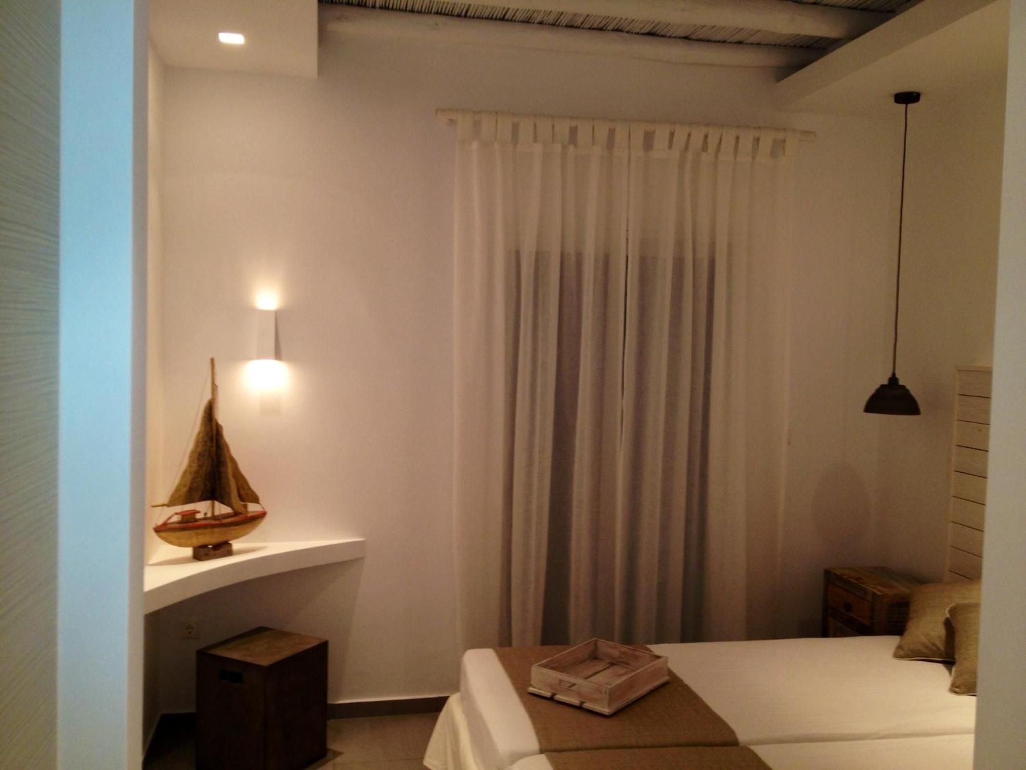 Paradise Design Apartments Batsi  Room photo